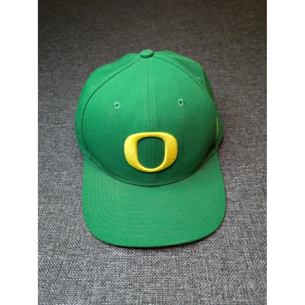 Oregon‎ Ducks Hat Nike Classic Strap Back Mens One Size Green NCAA Sports Cap